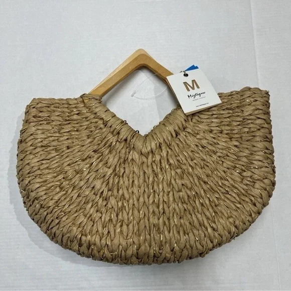 Miztique Tan Tote straw Bag with Rustic Woven Design - Picture 3 of 6